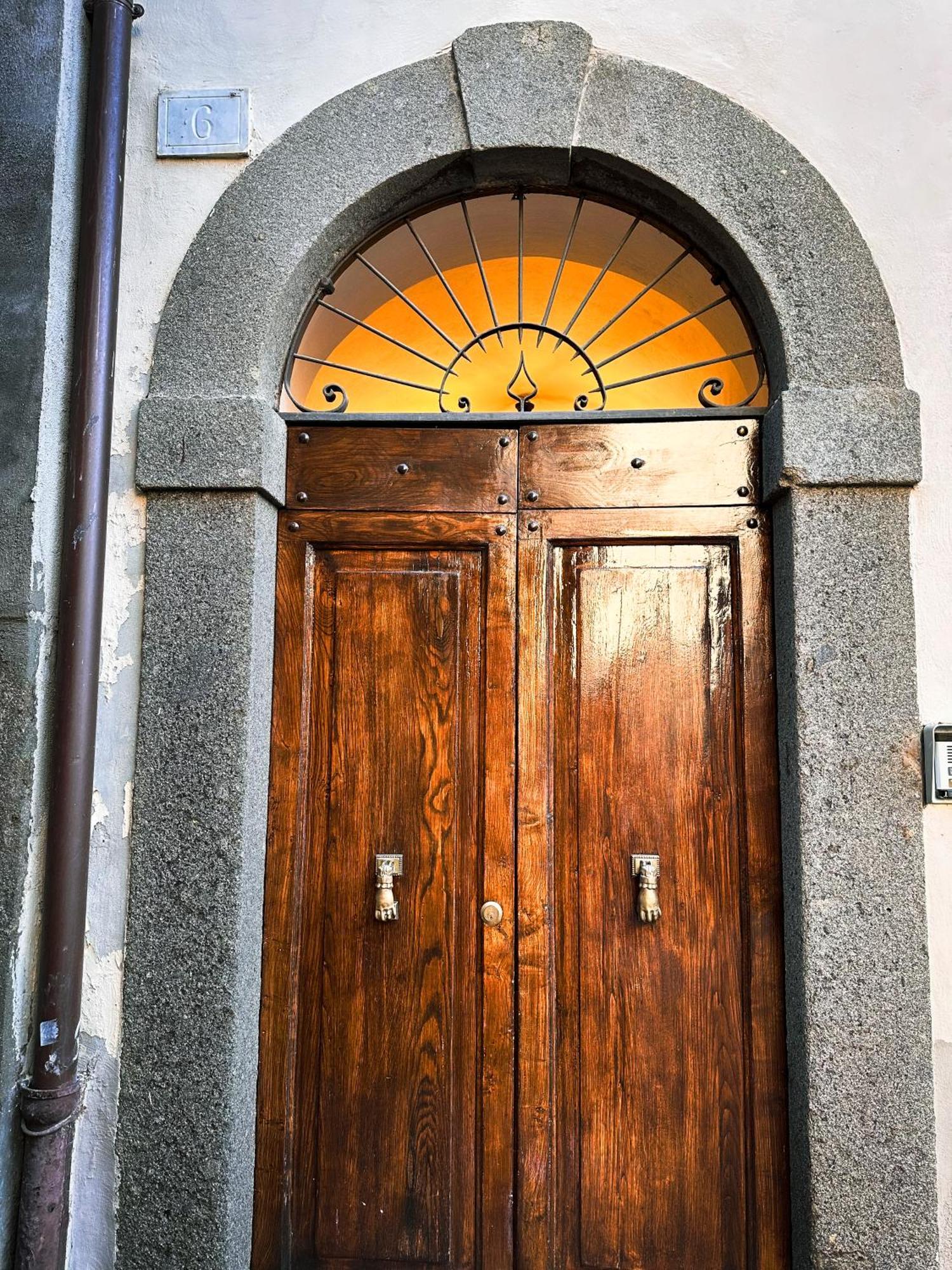 Appartamento Piazza Santa Maria Nuova Viterbo Eksteriør billede